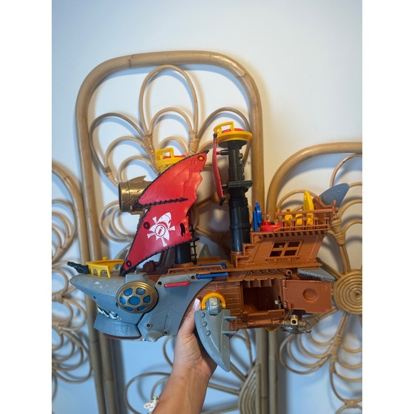 Fisher-Price Imaginext Shark Bite Pirate Ship Toy Playset Brown Grey Red - Picture 4 of 4